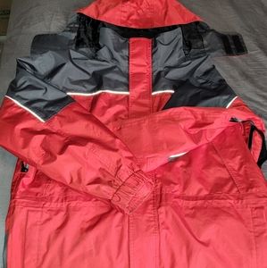 Breathable performance ski jacket